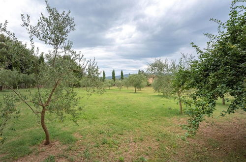 Photo 57 - Apartment in Chianti With Pool ID 456