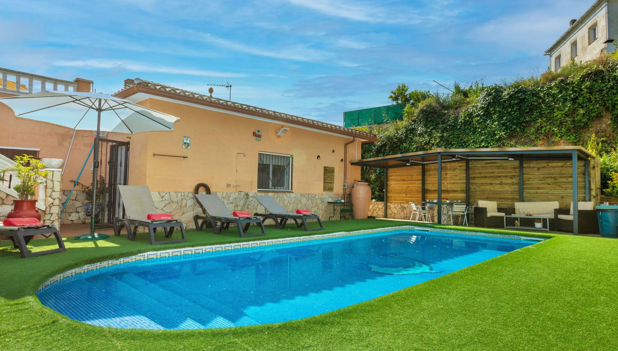 Casa con 4 camere da letto a Maçanet de la Selva con piscina privata e terrazza - Foto 1