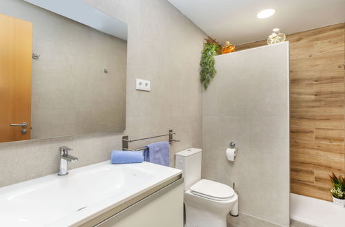 Foto 14 - Casa con 3 camere da letto a Maçanet de la Selva con piscina privata e terrazza