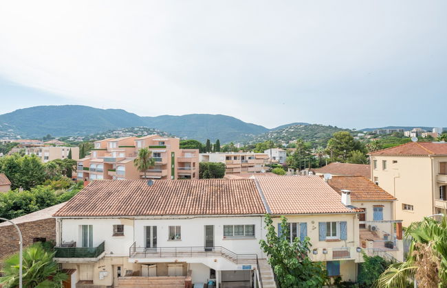 Apartamento de 2 quartos em Cavalaire-sur-Mer com terraço - Foto 15