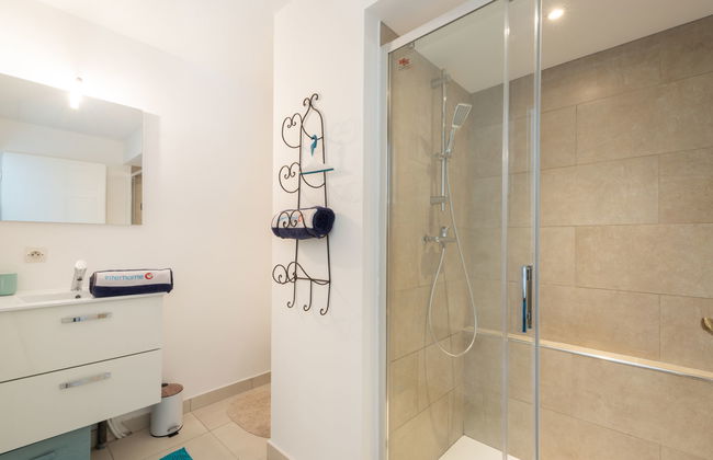 Apartamento de 2 quartos em Cavalaire-sur-Mer com terraço - Foto 13