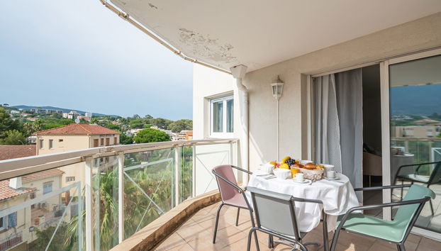 Apartamento de 2 quartos em Cavalaire-sur-Mer com terraço - Foto 5