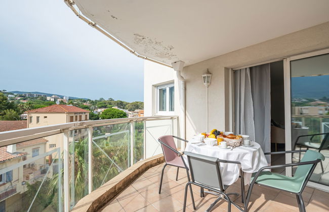 Apartamento de 2 quartos em Cavalaire-sur-Mer com terraço - Foto 5