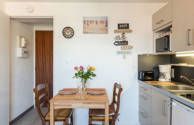 2 bedroom Apartment in Villers-sur-Mer - Photo 6