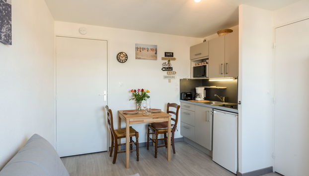 2 bedroom Apartment in Villers-sur-Mer - Photo 3