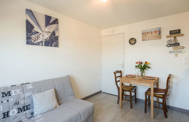 2 bedroom Apartment in Villers-sur-Mer - Photo 10