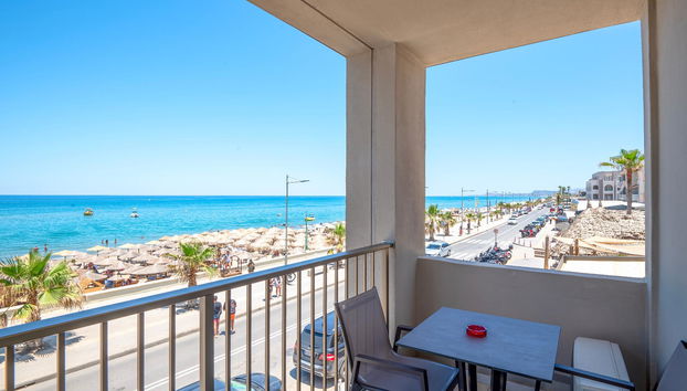 Blue Sky Apartments - Photo 2