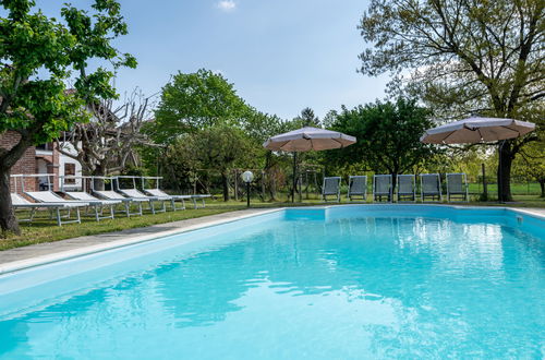 Foto 34 - Casa de 4 quartos em Basaluzzo com piscina privada e jardim