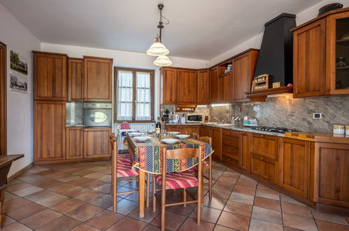 Photo 10 - 4 bedroom House in Basaluzzo with private pool and garden