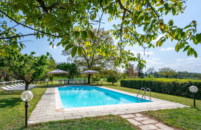 Casa de 5 quartos em Basaluzzo com piscina privada e jardim - Foto 33