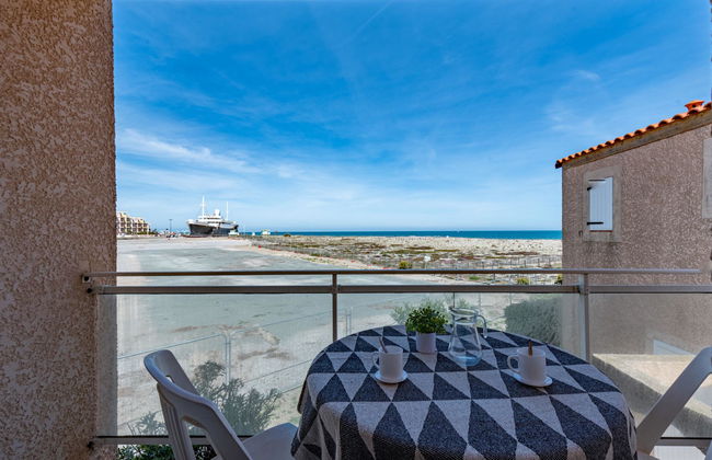 Casa de 4 quartos em Le Barcarès com piscina e terraço - Foto 1