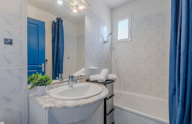 Casa de 4 quartos em Le Barcarès com piscina e terraço - Foto 25