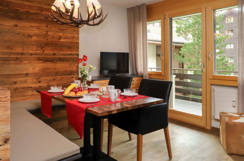 Photo 4 - 2 bedroom Apartment in Zermatt with mountain view