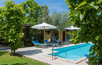 Foto 1 - Casa de 1 habitación en Fara in Sabina con piscina privada y jardín