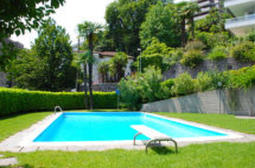 Foto 2 - Apartamento de 2 quartos em Lugano com piscina e jardim