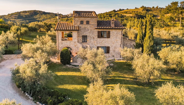 Foto 1 - Casa con 5 camere da letto a Collazzone con piscina privata e terrazza