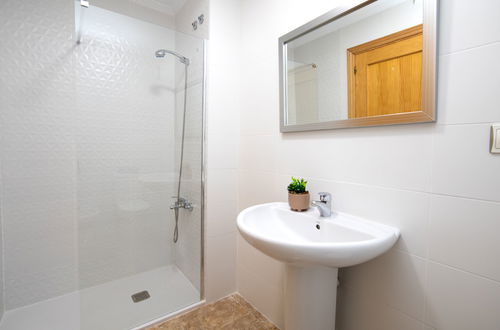 Photo 9 - 2 bedroom Apartment in Calp with swimming pool and terrace