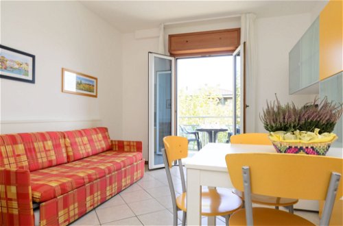 Photo 3 - Appartement de 1 chambre à Lignano Sabbiadoro avec vues à la mer