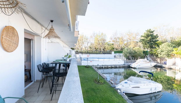 Apartamento de 3 quartos em Castelló d'Empúries com piscina e jardim - Foto 2