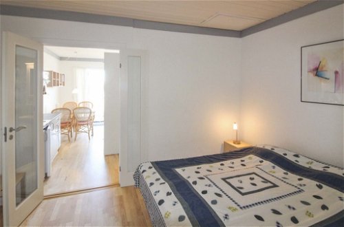 Photo 11 - 2 bedroom Apartment in Aakirkeby with swimming pool and terrace
