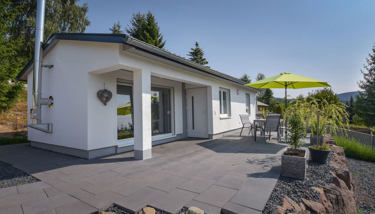 Photo 1 - Maison de 2 chambres à Suhl avec jardin et terrasse