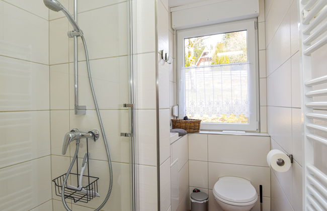 2 bedroom House in Suhl with garden and terrace - Photo 11
