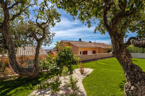 Photo 24 - Maison de 4 chambres à Bormes-les-Mimosas avec jardin et terrasse