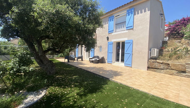 Photo 1 - Maison de 4 chambres à Bormes-les-Mimosas avec terrasse et vues à la mer