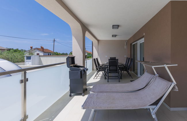 Apartamento de 4 quartos em Umag com piscina e jardim - Foto 9