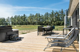 Photo 2 - Maison de 4 chambres à Løkken avec terrasse et sauna