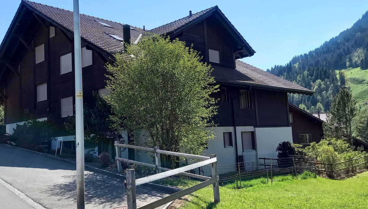 Appartamento con 2 camere da letto a Zweisimmen - Foto 1