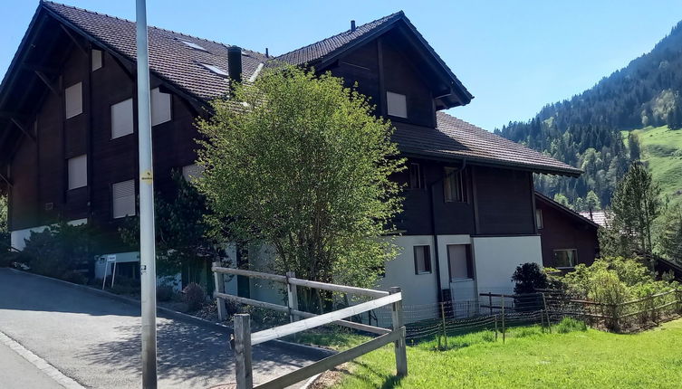 Foto 1 - Apartment mit 2 Schlafzimmern in Zweisimmen