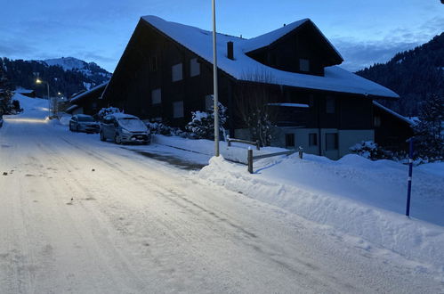 Foto 6 - Appartamento con 2 camere da letto a Zweisimmen