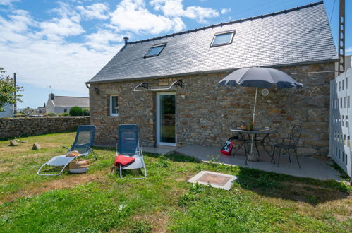 Photo 1 - Maison de 2 chambres à Plogoff avec jardin et terrasse