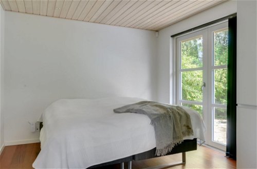 Foto 14 - Haus mit 4 Schlafzimmern in Græsted mit terrasse und whirlpool