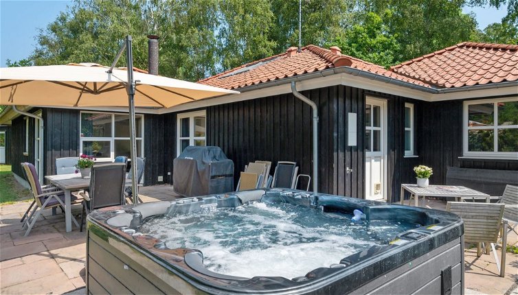 Foto 1 - Casa con 4 camere da letto a Græsted con terrazza e vasca idromassaggio