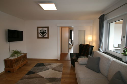 Foto 9 - Apartment mit 1 Schlafzimmer in Wiesing mit garten und blick auf die berge