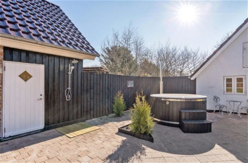 Foto 22 - Casa de 2 habitaciones en Ulfborg con terraza y bañera de hidromasaje