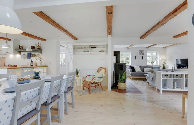 "Juhana" - 150m from the sea - Foto 19