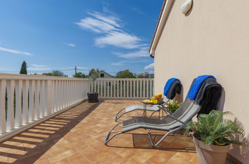 Photo 22 - Maison de 3 chambres à Marčana avec piscine privée et jardin