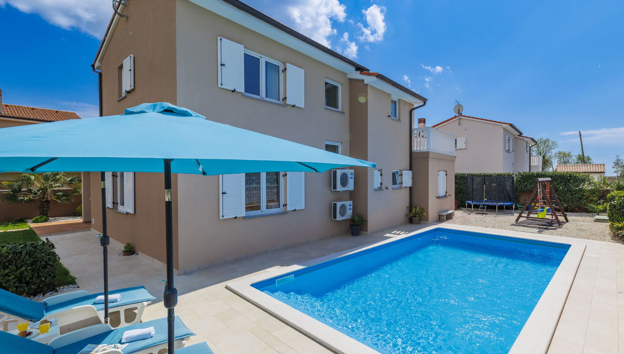 Casa de 4 quartos em Marčana com piscina privada e jardim - Foto 1