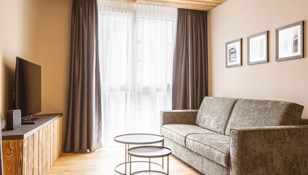 Apartamento de 2 quartos em Fügen com piscina e jardim - Foto 3