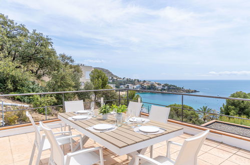 Photo 2 - Maison de 6 chambres à Roses avec piscine privée et vues à la mer