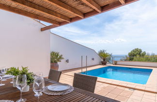 Photo 3 - Maison de 6 chambres à Roses avec piscine privée et vues à la mer