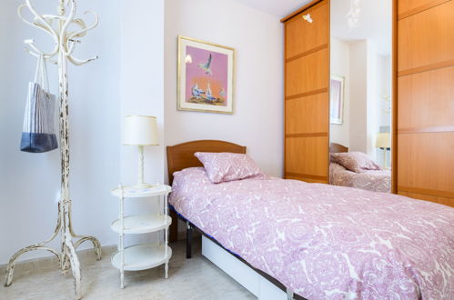 Foto 13 - Appartamento con 2 camere da letto a Oropesa del Mar con vista mare