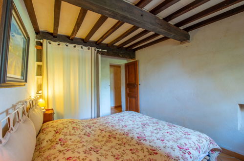 Foto 11 - Appartamento con 2 camere da letto a Cavalaire-sur-Mer con terrazza e vista mare