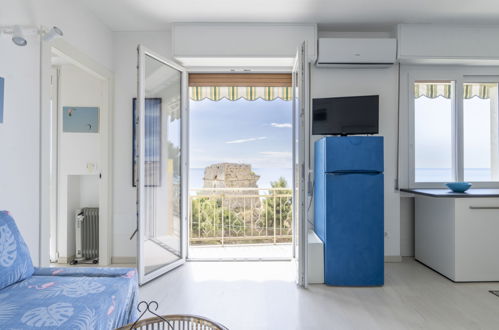 Foto 6 - Apartamento de 2 quartos em Sanremo com vistas do mar