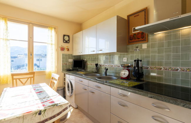 3 bedroom Apartment in Pégomas with garden - Photo 8