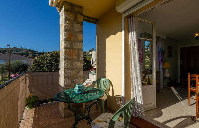 3 bedroom Apartment in Pégomas with garden - Photo 14