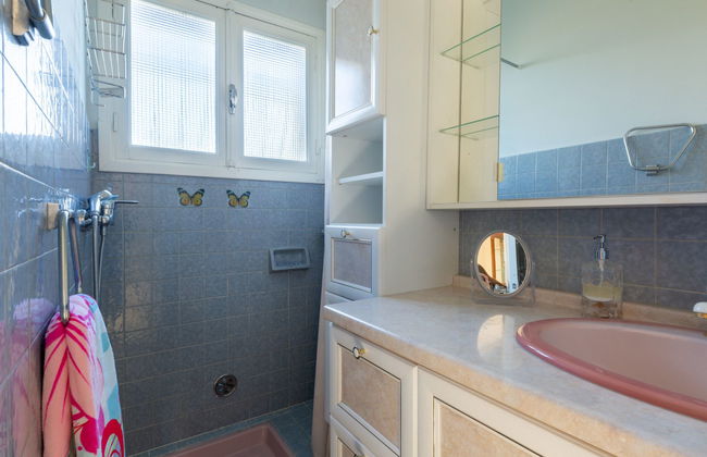 3 bedroom Apartment in Pégomas with garden - Photo 11